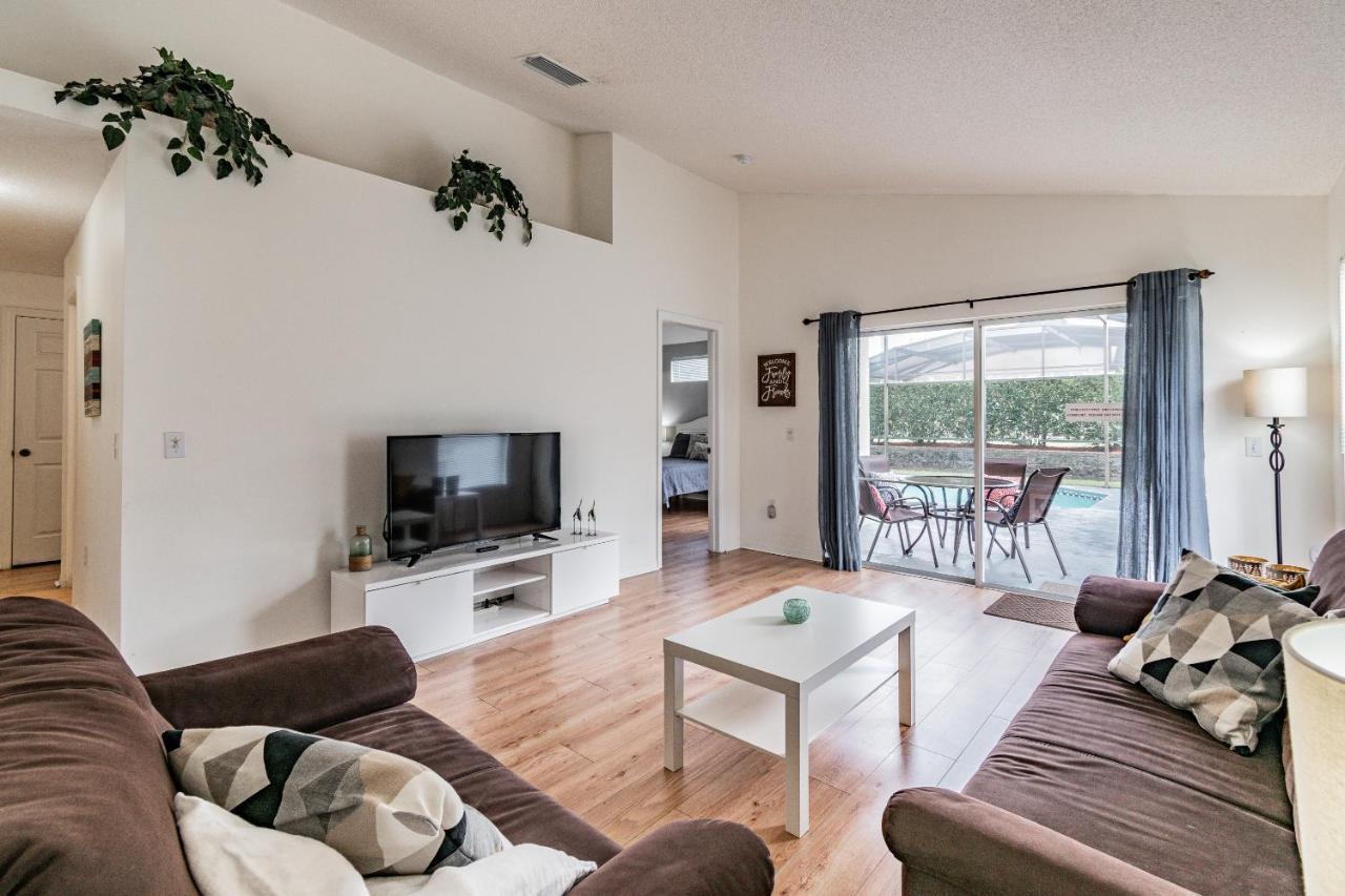 Spacious Villa With Private Pool - No Carpet - Disney Area Kissimmee Bagian luar foto