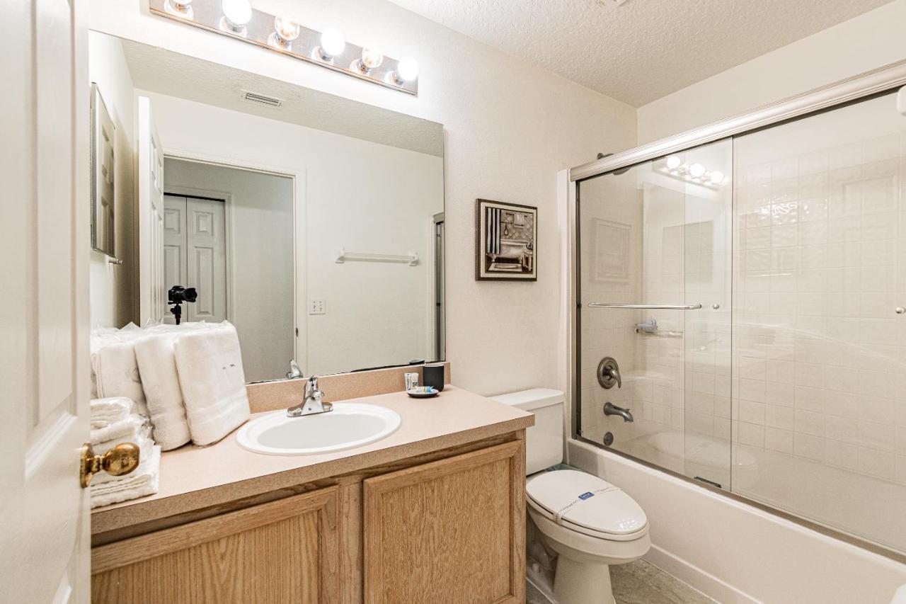 Spacious Villa With Private Pool - No Carpet - Disney Area Kissimmee Bagian luar foto